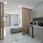 Peters Place - Paros Parasporos