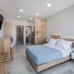 Peters Place - Paros Apartamento Parasporos